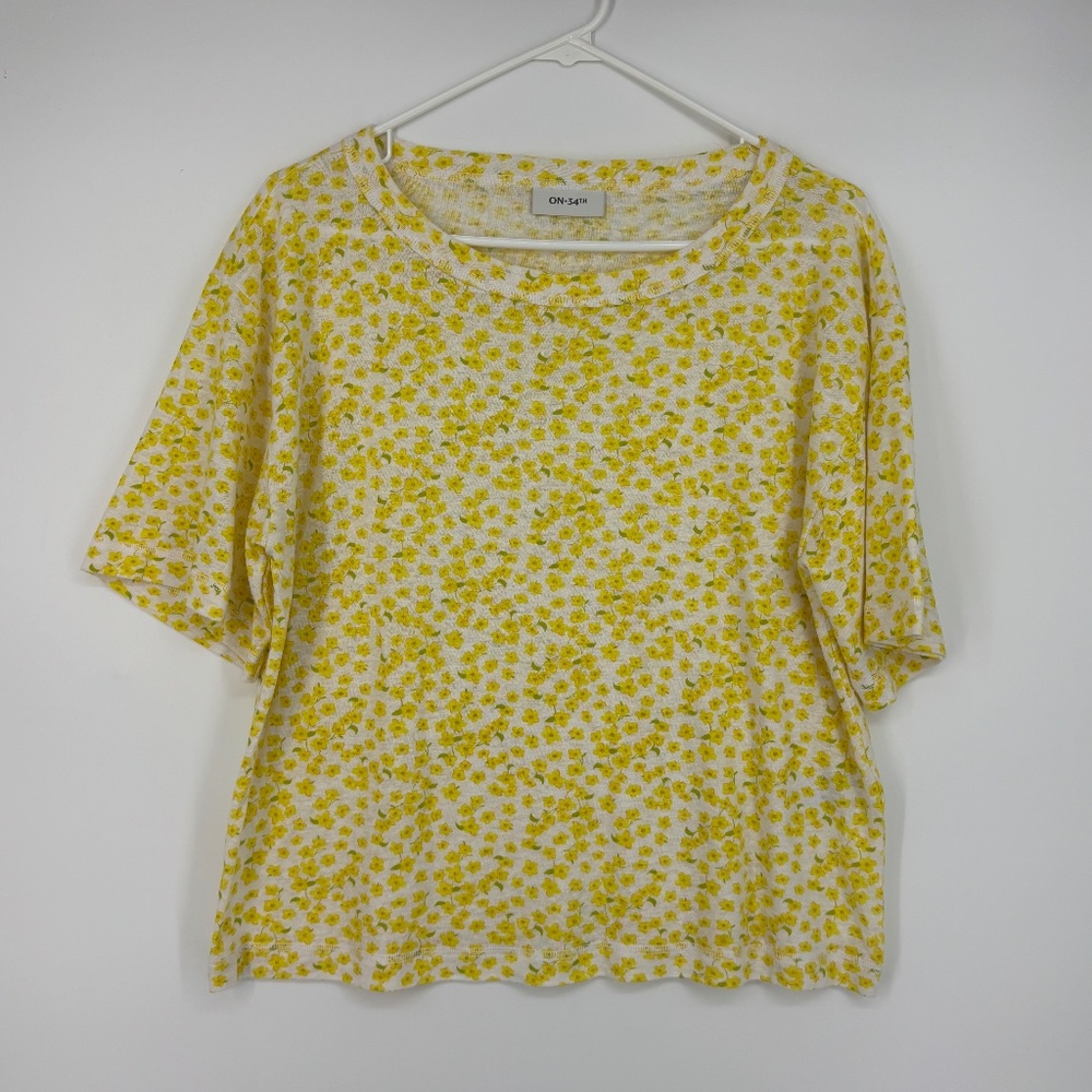 On 34th Womens Medium Boxy Pullover T-Shirt Yellow Floral Linen Poly Short Slv